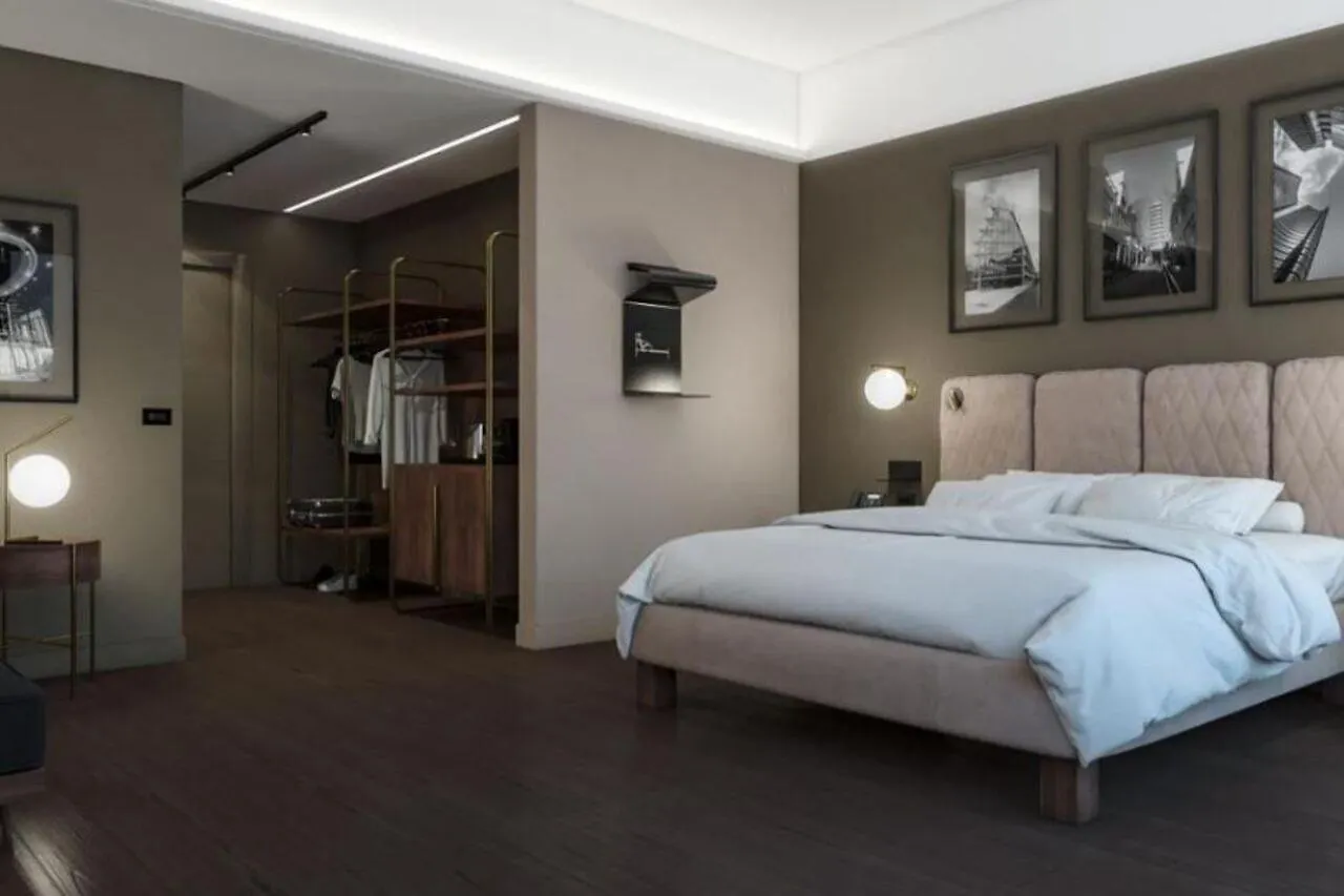 Hotel Tocq Milán 4*,  Italia