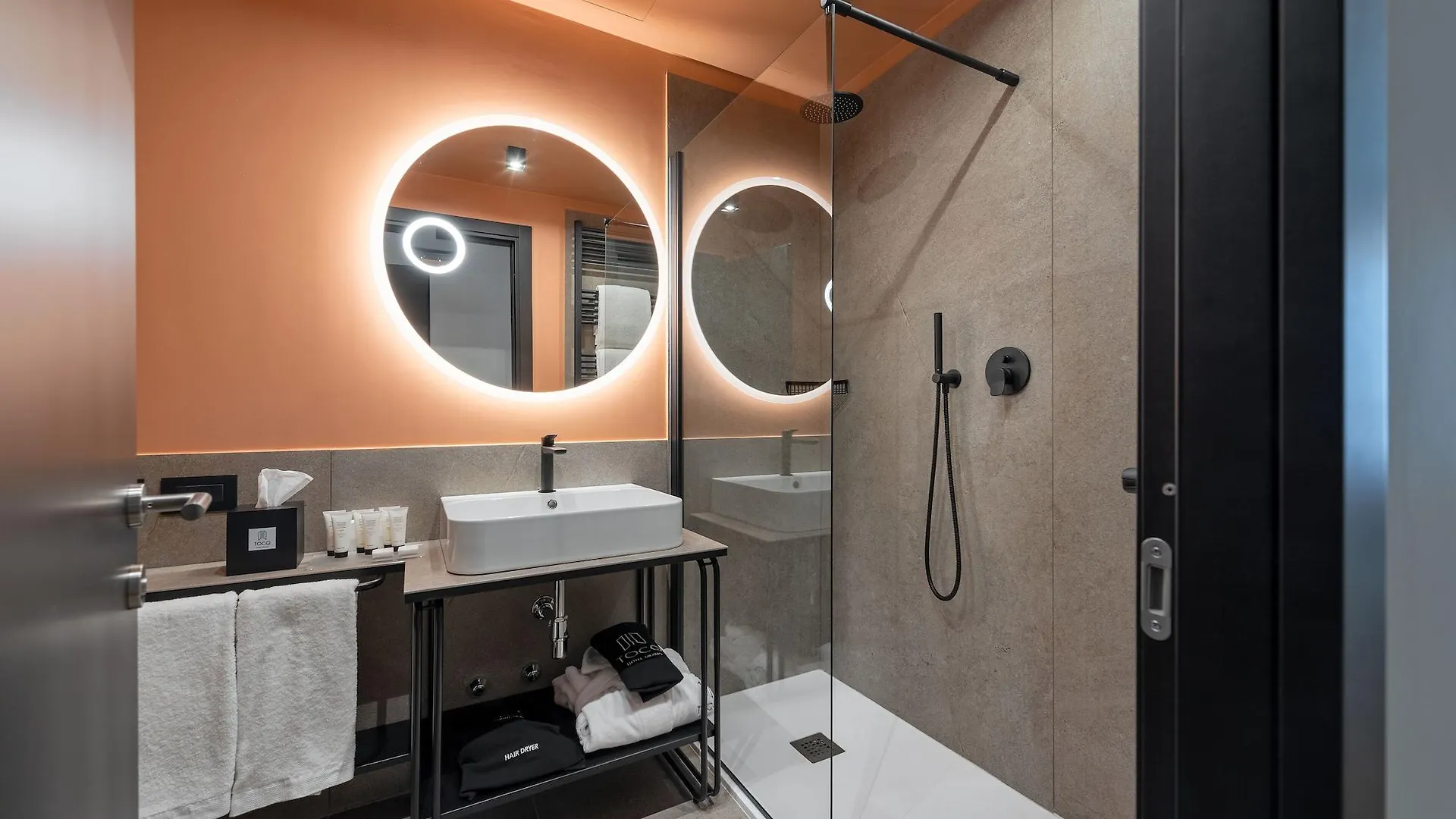 Hotel Tocq Milano 4*,